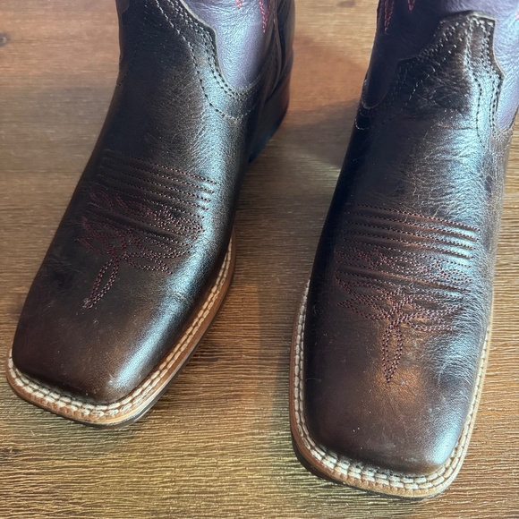 NWB  ARIAT WOMEN'S SIENNA VENTTEK 360 CHOCOLATE CHIP SQUARE TOE BOOT - Picture 8 of 15